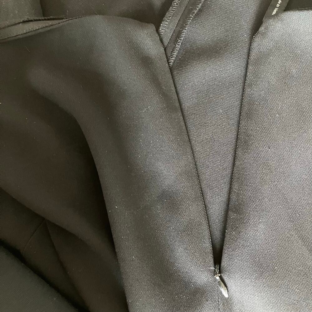 Theory Crepe Flare Leg Pants Size 8 Black Office Business Academia Work Preppy - Picture 10 of 11